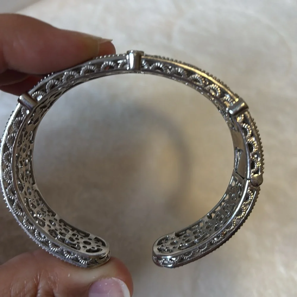 AUTHENTIC Judith Ripka CZ Hinge Cuff Bangle Bracelet 925 Sterling Silver - Picture 3 of 8